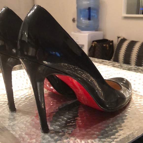 Heels - Picture 4 of 4